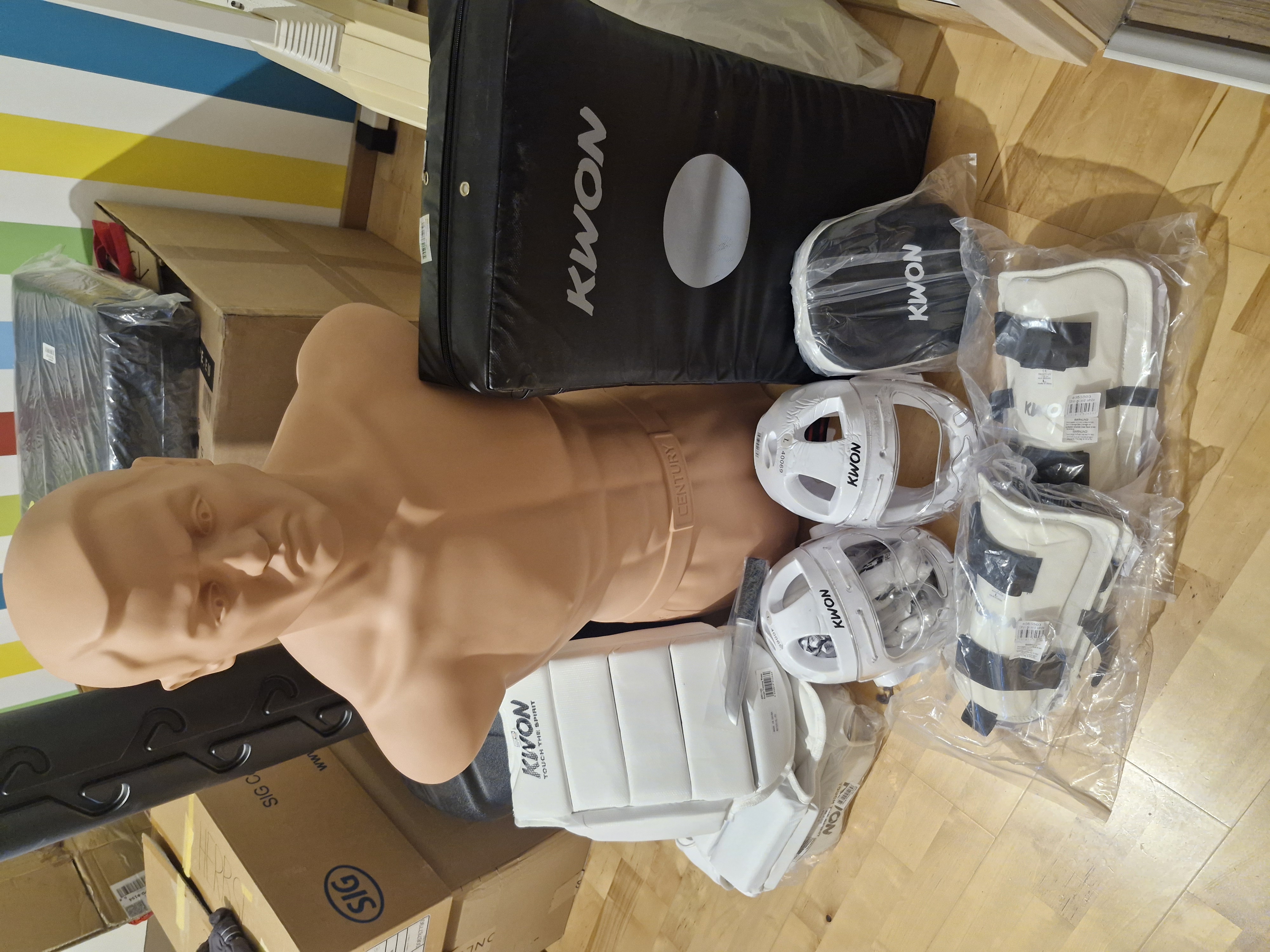 "Bob", ein Trainingsdummy für Jung und Alt! - Karate Dojo Sandokan e.V.'s image #115