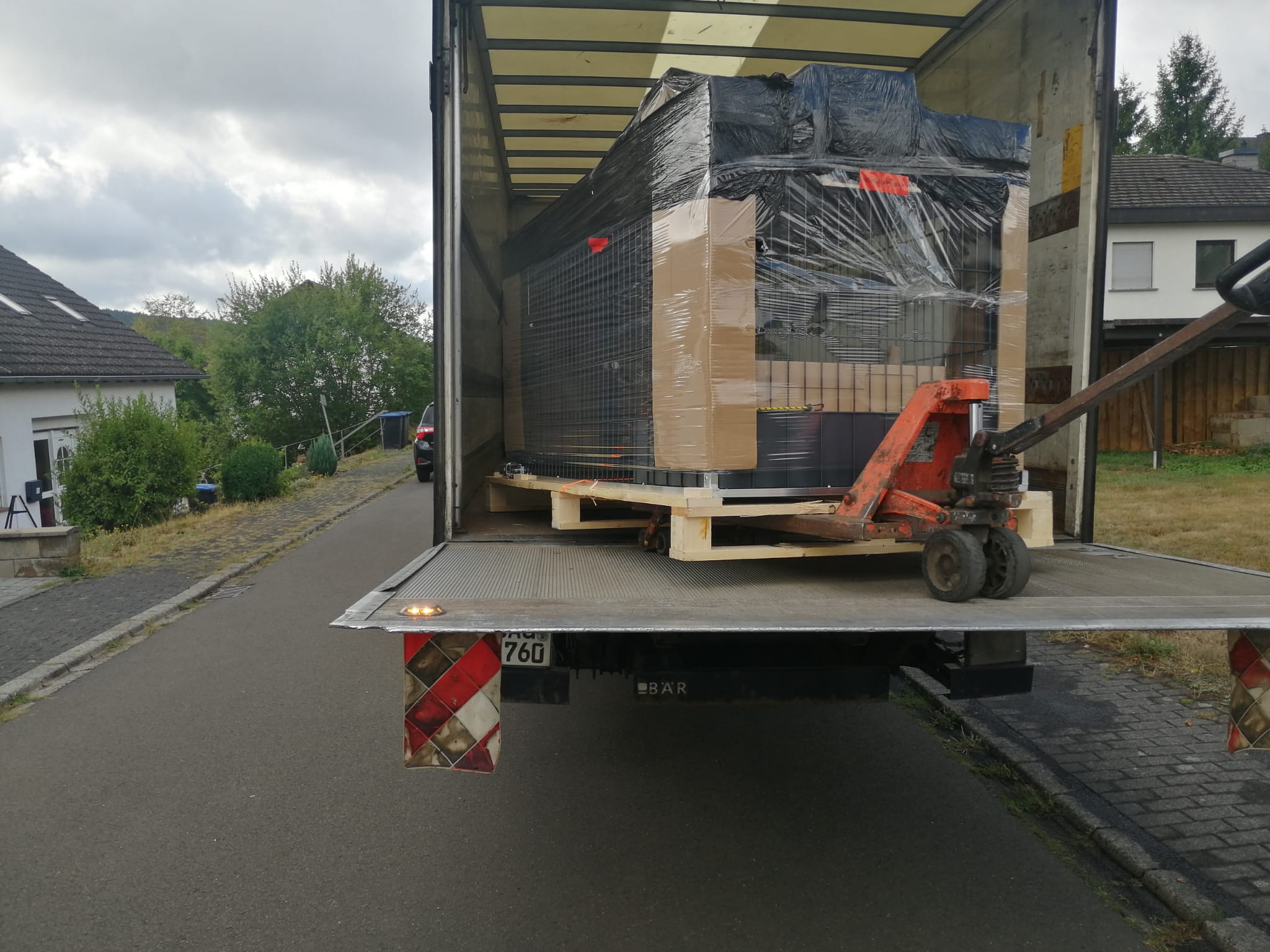 Große Lebendfalle hilft bei der Sicherung entlaufener Hunde Gemeinsam Leben retten - helft uns, damit wir helfen können.'s image #230