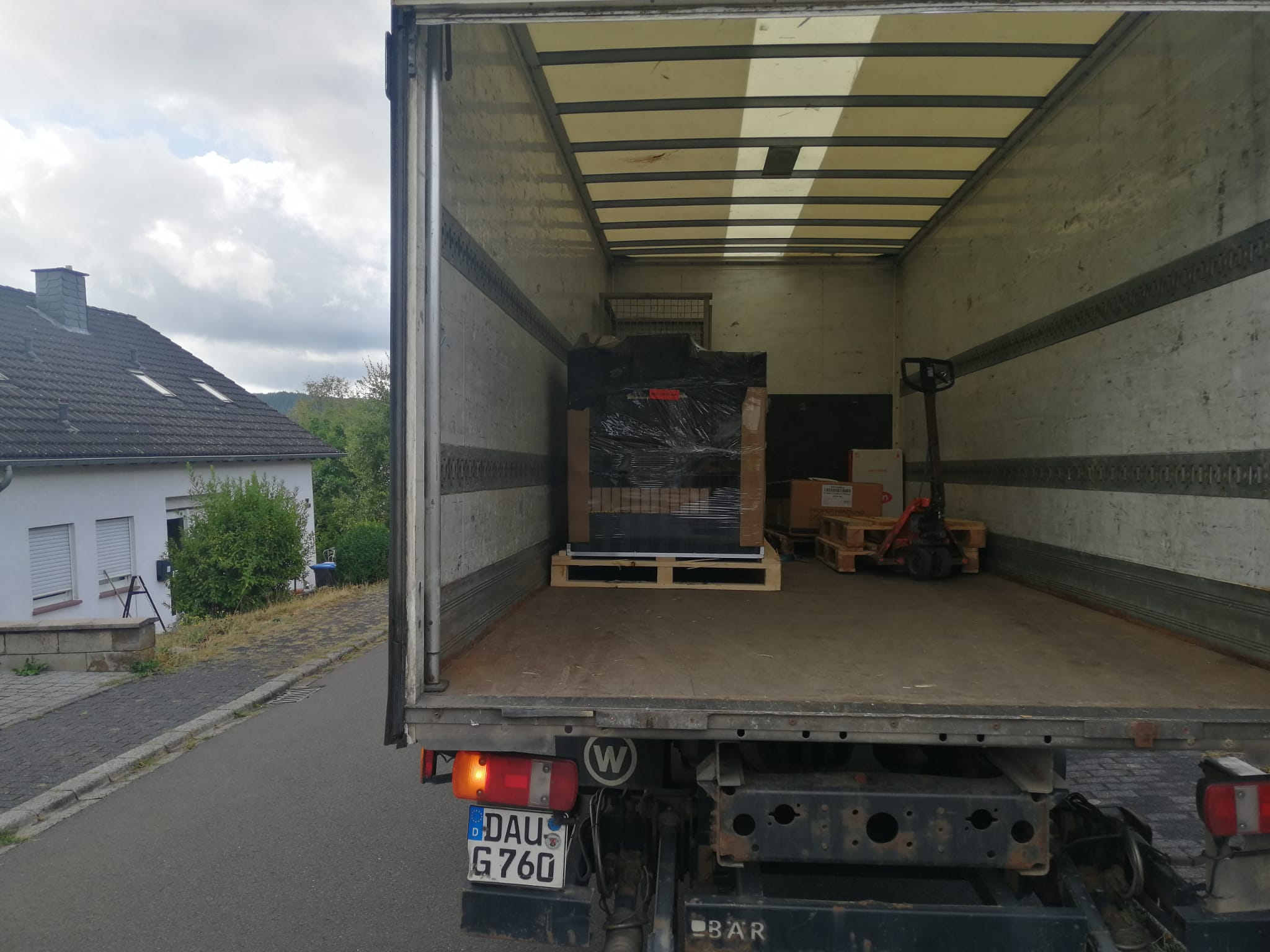 Große Lebendfalle hilft bei der Sicherung entlaufener Hunde Gemeinsam Leben retten - helft uns, damit wir helfen können.'s image #233